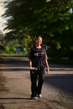 Runner Photo 1606098