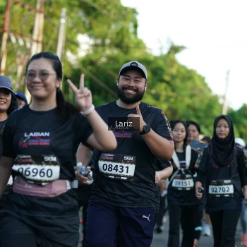 Runner Photo 1606100