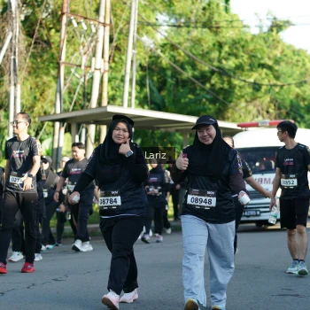 Runner Photo 1606102