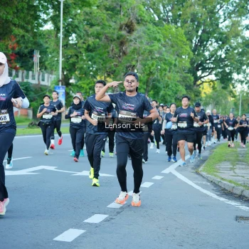 Runner Photo 1606159