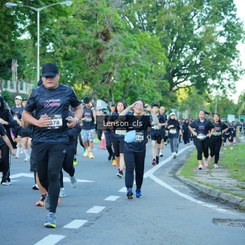 Runner Photo 1606177