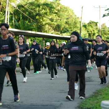 Runner Photo 1606189