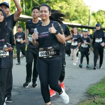 Runner Photo 1606271