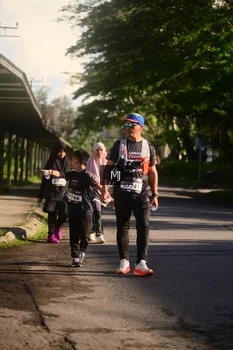 Runner Photo 1606277