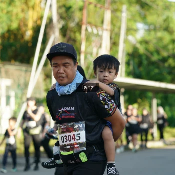 Runner Photo 1606327