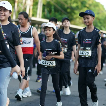 Runner Photo 1606339