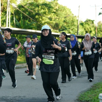 Runner Photo 1606344