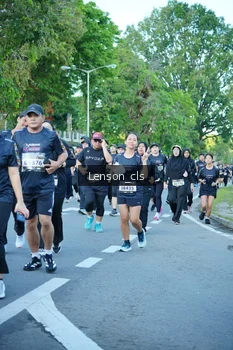 Runner Photo 1606380
