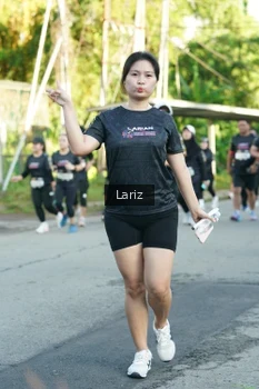 Runner Photo 1606508