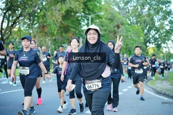 Runner Photo 1606542
