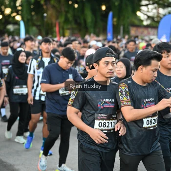Runner Photo 1606638