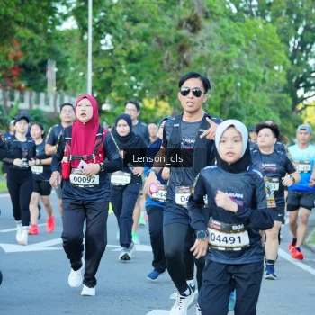 Runner Photo 1606694