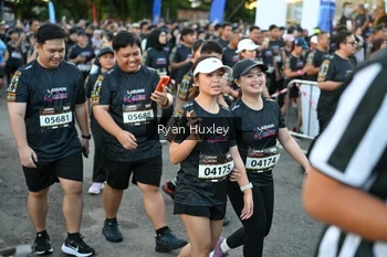 Runner Photo 1606710