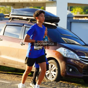 Runner Photo 1606816