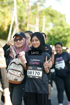 Runner Photo 1606835