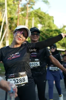 Runner Photo 1606844