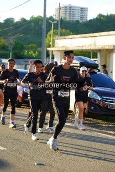 Runner Photo 1607020