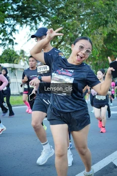 Runner Photo 1607028