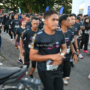 Runner Photo 1607039