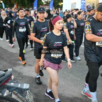Runner Photo 1607075