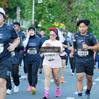 Runner Photo 1607211