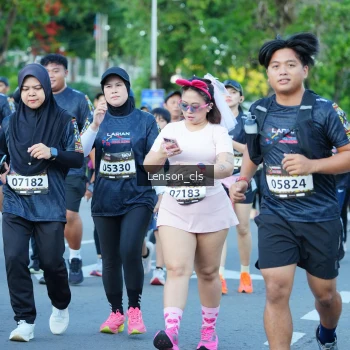 Runner Photo 1607234