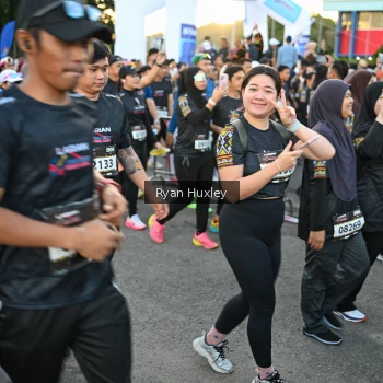 Runner Photo 1607242