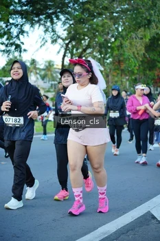 Runner Photo 1607246