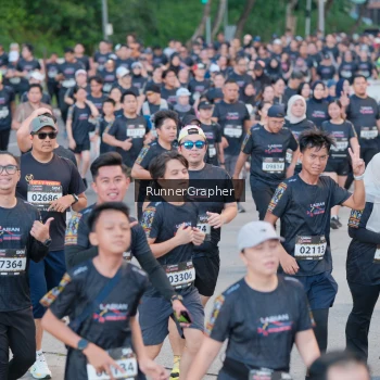 Runner Photo 1607266