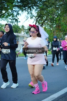 Runner Photo 1607297