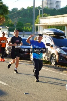 Runner Photo 1607300