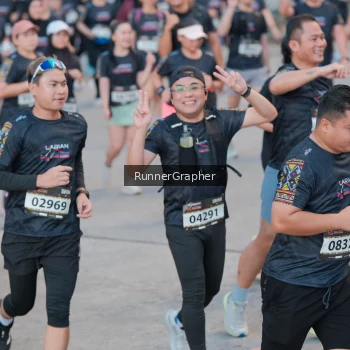 Runner Photo 1607311