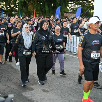Runner Photo 1607319