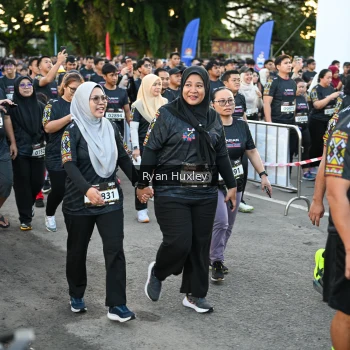 Runner Photo 1607362