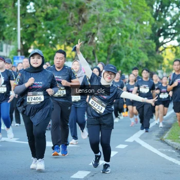 Runner Photo 1607480
