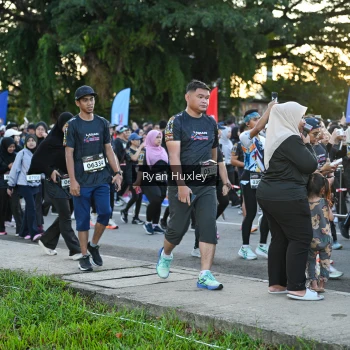 Runner Photo 1607487