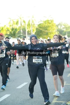 Runner Photo 1607537