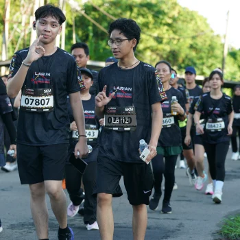 Runner Photo 1607544