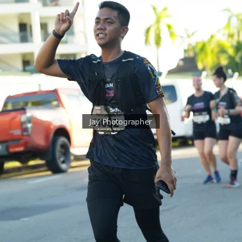 Runner Photo 1607627