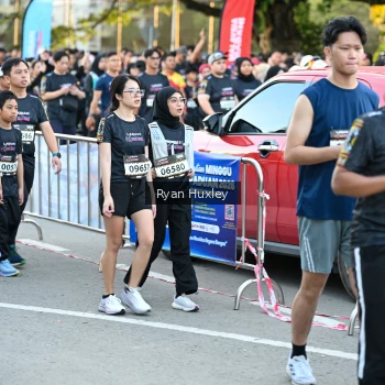 Runner Photo 1607696