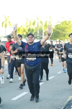 Runner Photo 1607704