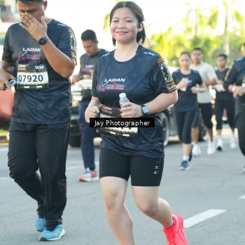 Runner Photo 1607858