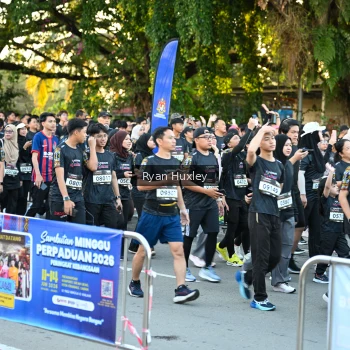 Runner Photo 1607896
