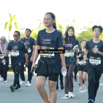 Runner Photo 1608030