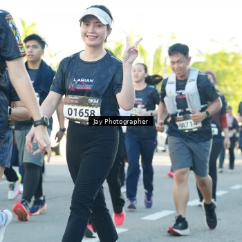 Runner Photo 1608059