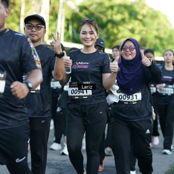 Runner Photo 1608062