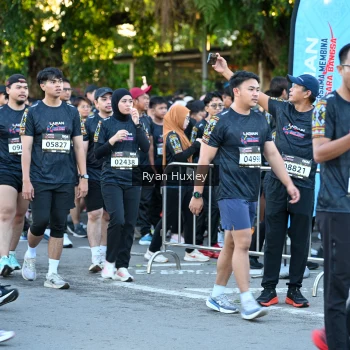 Runner Photo 1608199