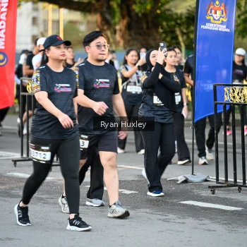 Runner Photo 1608442
