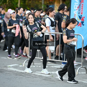 Runner Photo 1608459