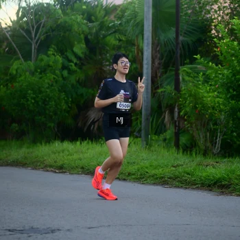 Runner Photo 1608462